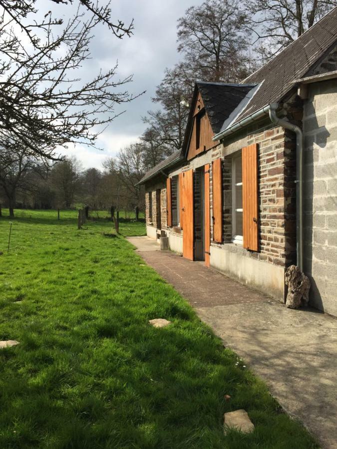 La Petite Maison O Bord De L'Eau Bernieres-le-Patry Екстер'єр фото